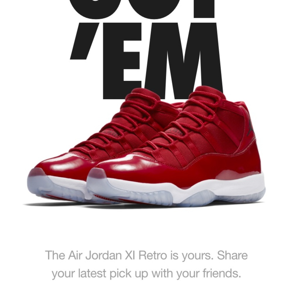 Jordan 11s -red